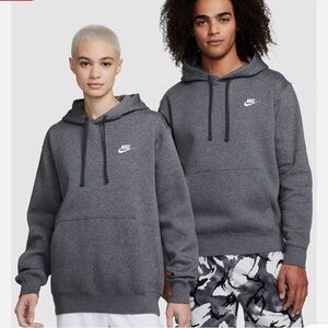 Men’s Nike Sportswear Club Fleece Hoodie in Charcoal, Size XSmall